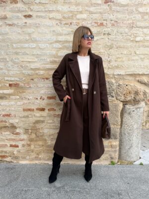 Abrigo Milán marrón chocolate.