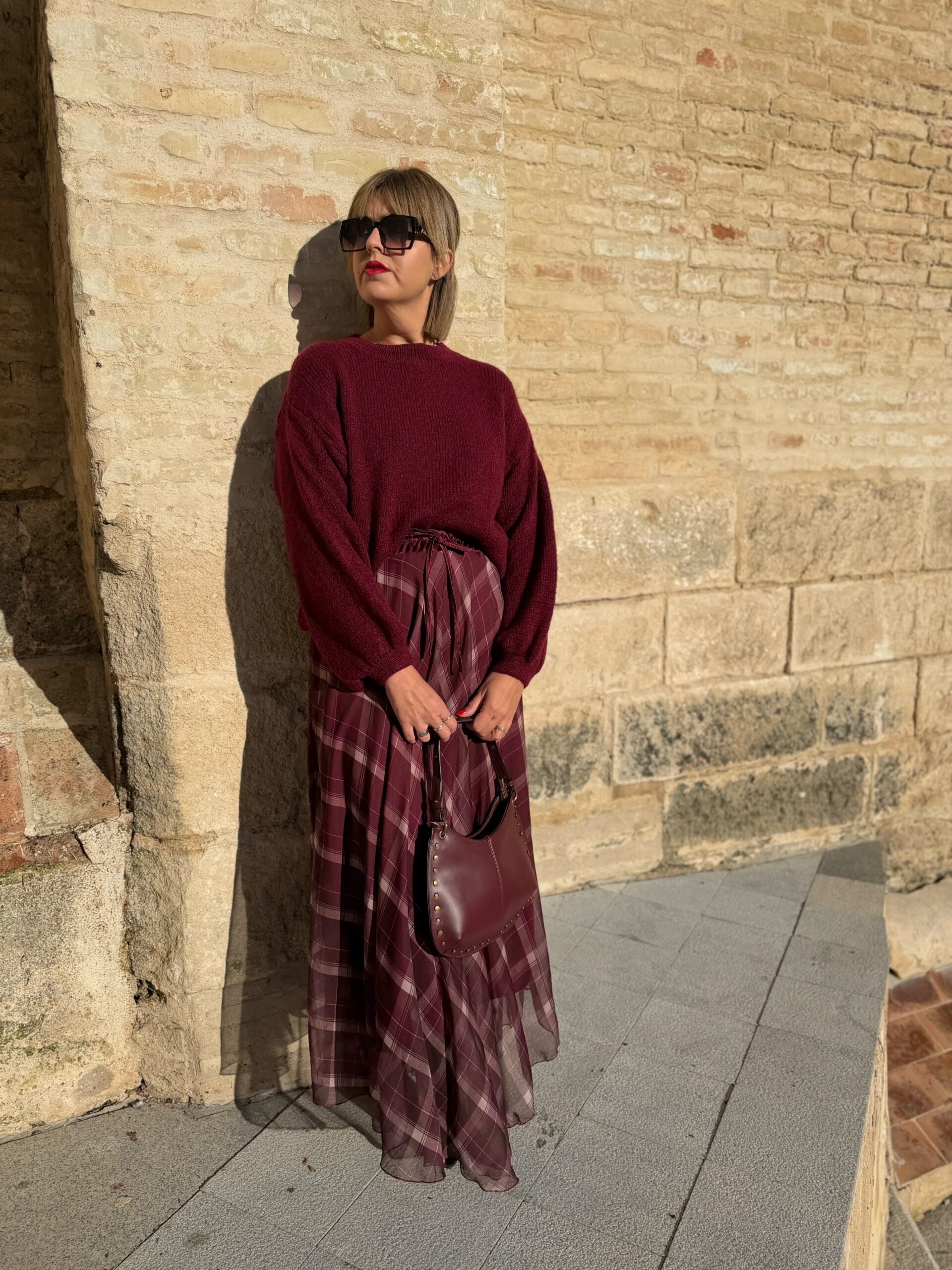 Conjunto Madison burgundy. - Imagen 2