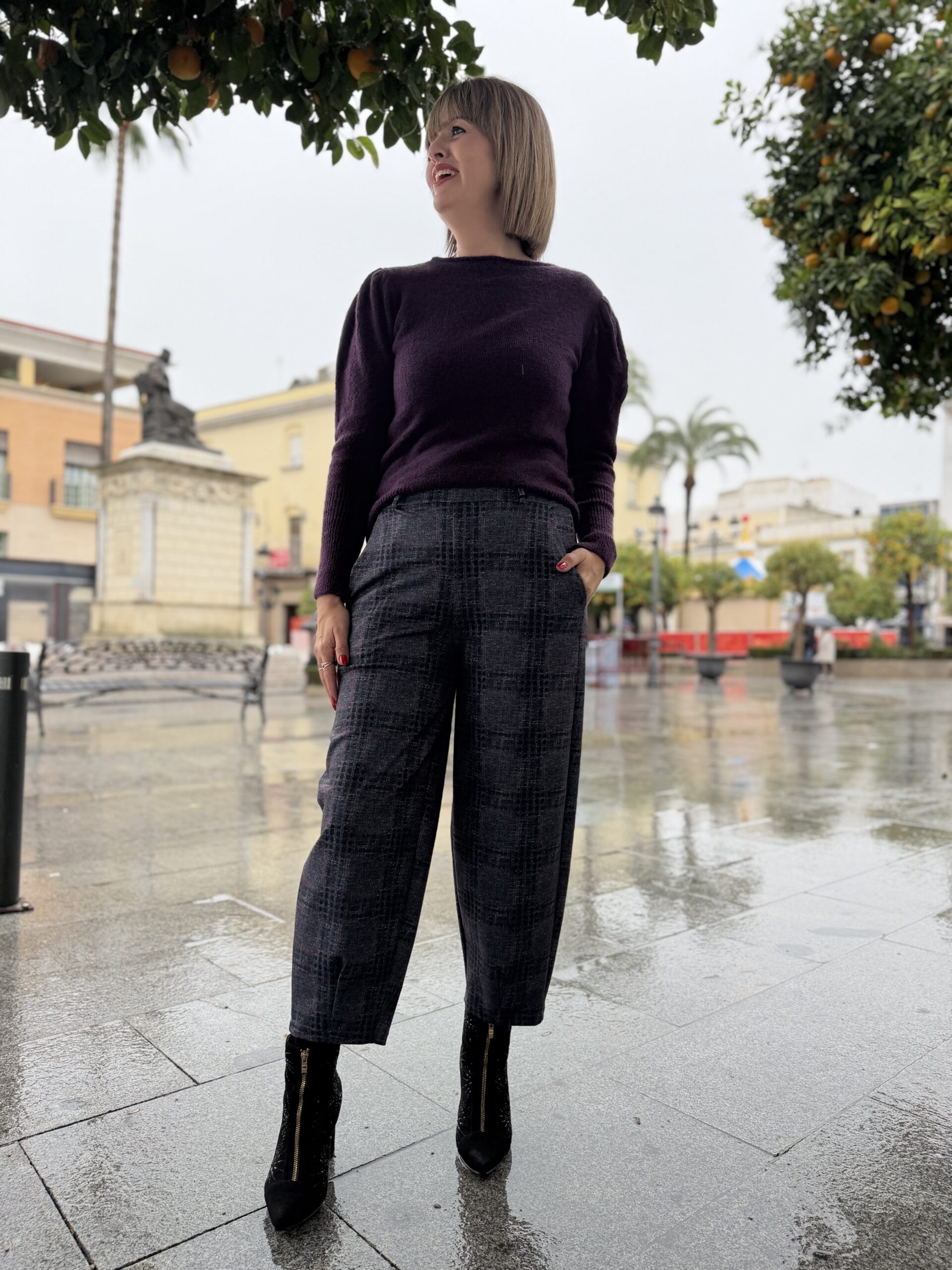 Pantalón globo cuadros azul-berenjena.