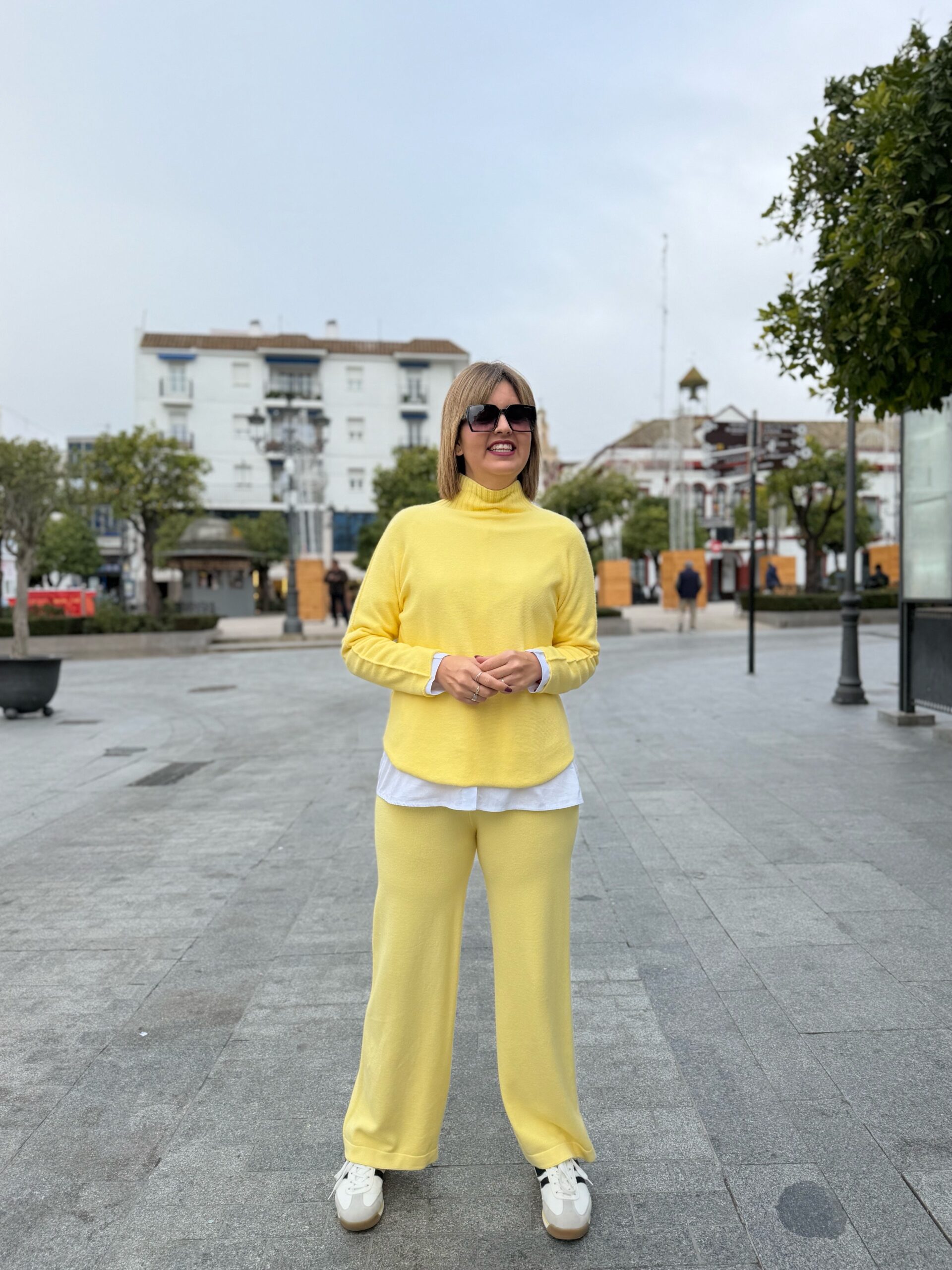 Conjunto Milano amarillo (pantalón). - Imagen 4