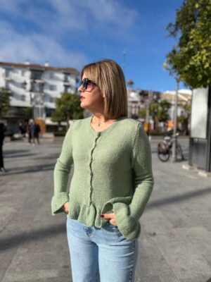 Cardigan Youth green.