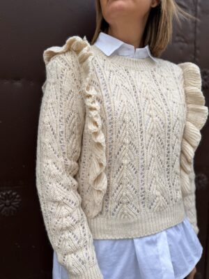 Jersey calado volantes beige.