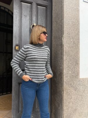 Jersey multi raya grises (cuello perkins).