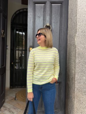 Jersey multi rayas amarillo beige (cuello perkins).