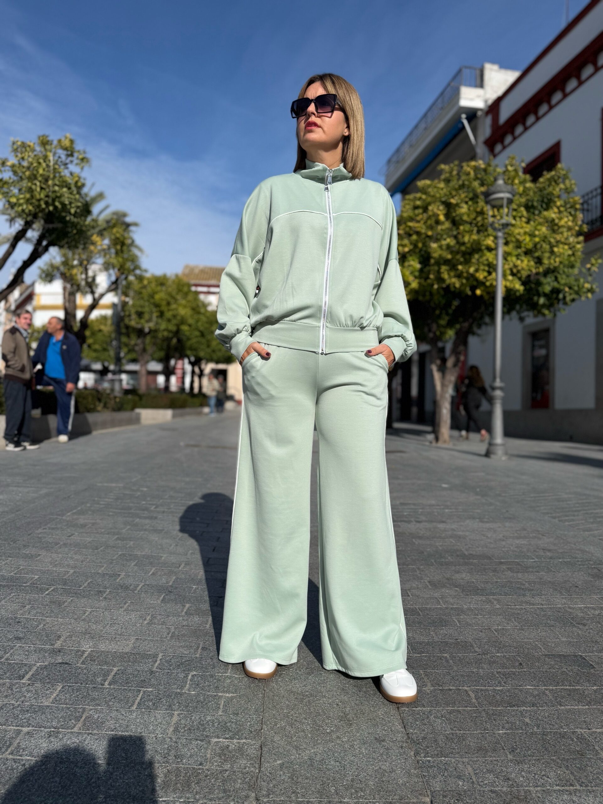 Conjunto EASY STYLE verde. - Imagen 5