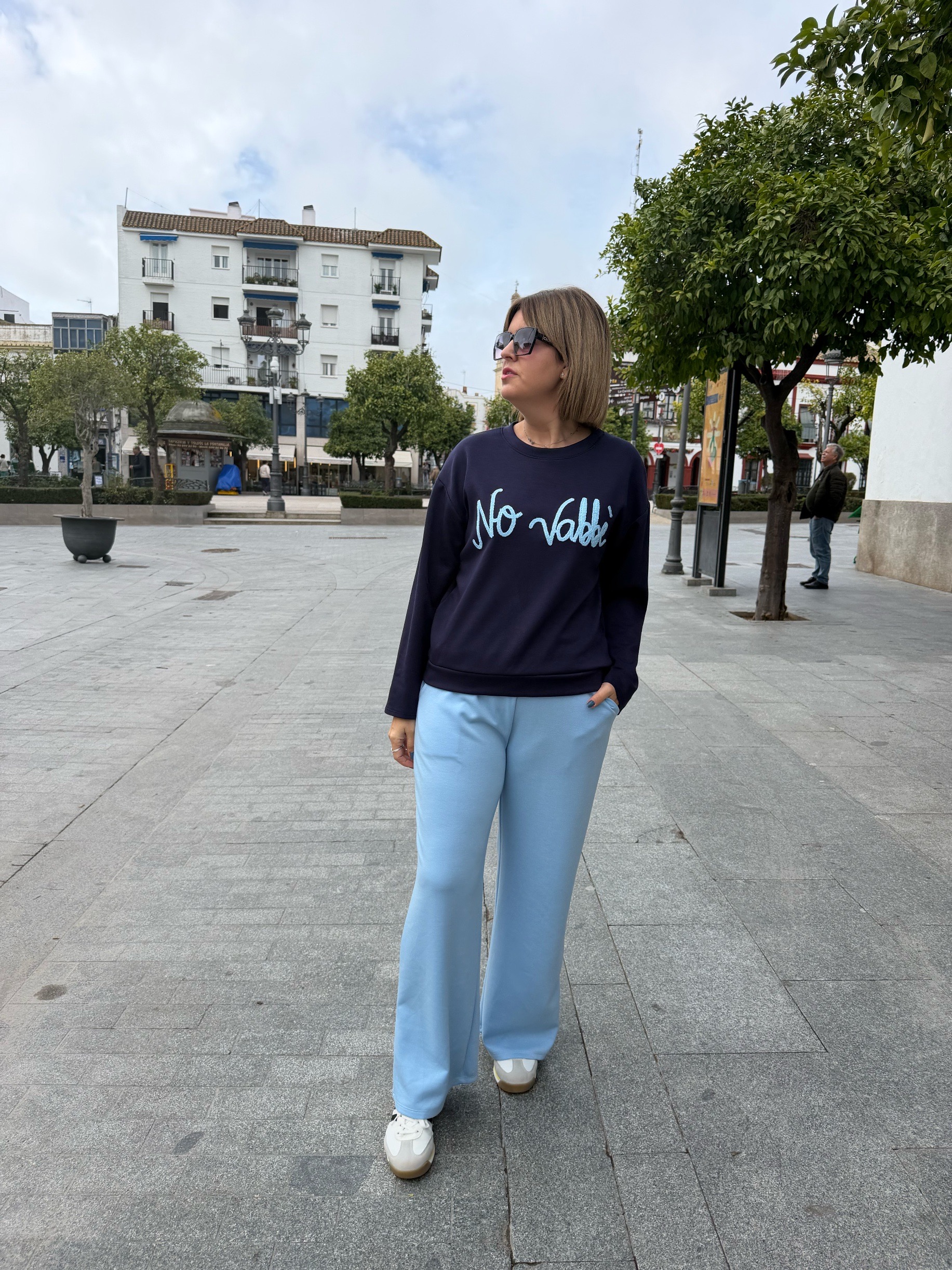 Sudadera Vabbe azul marina. - Imagen 2