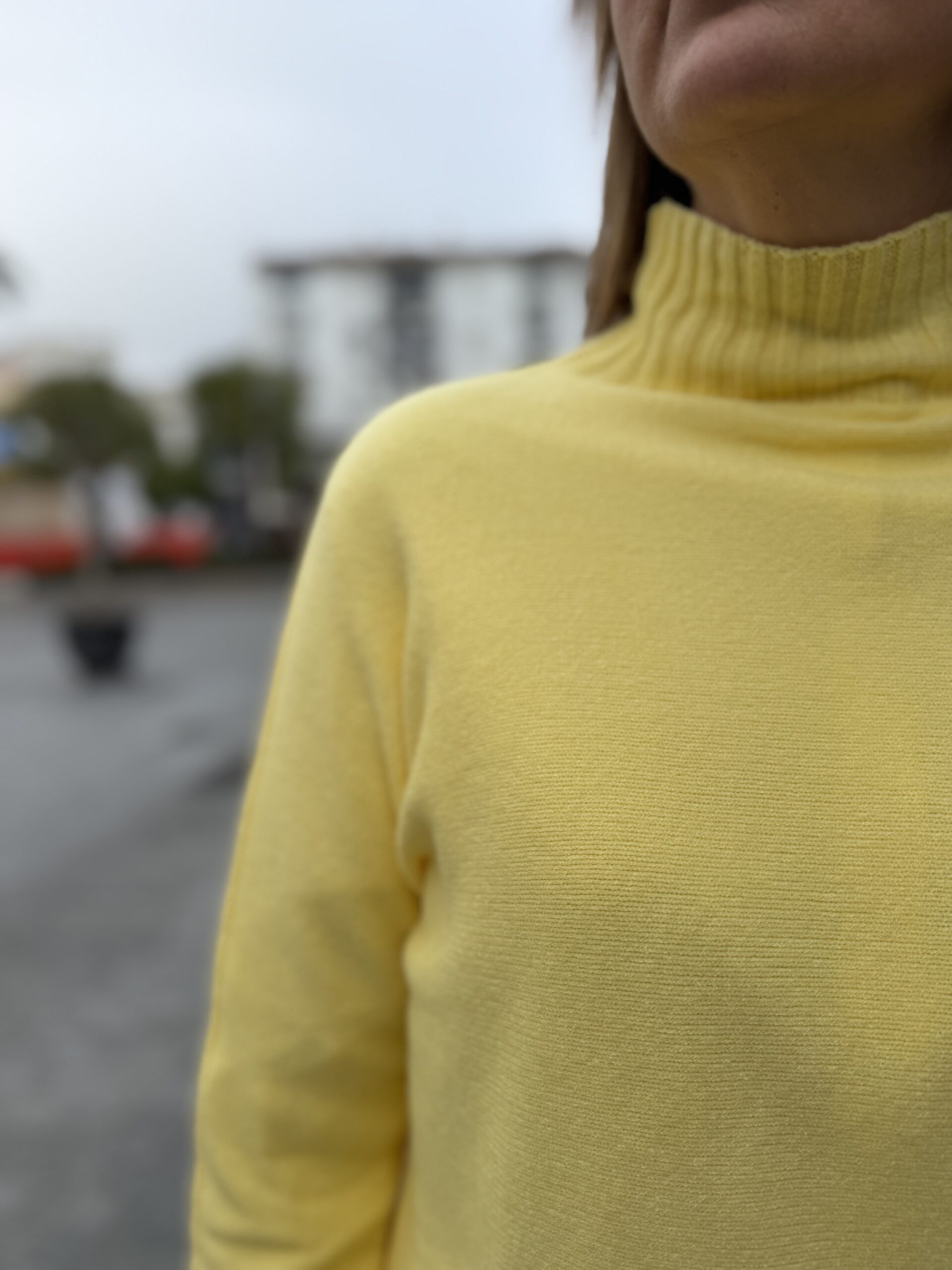 Conjunto Milano amarillo (pantalón). - Imagen 2