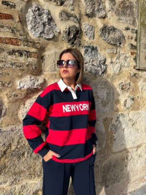 Sudadera cuello polo New York rojo-marino.