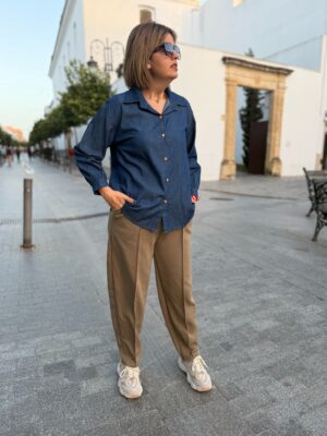 Pantalón soft glow topo.