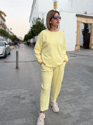 Conjunto Cold Flow amarillo.