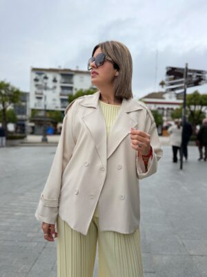 Gabardina corta summer.