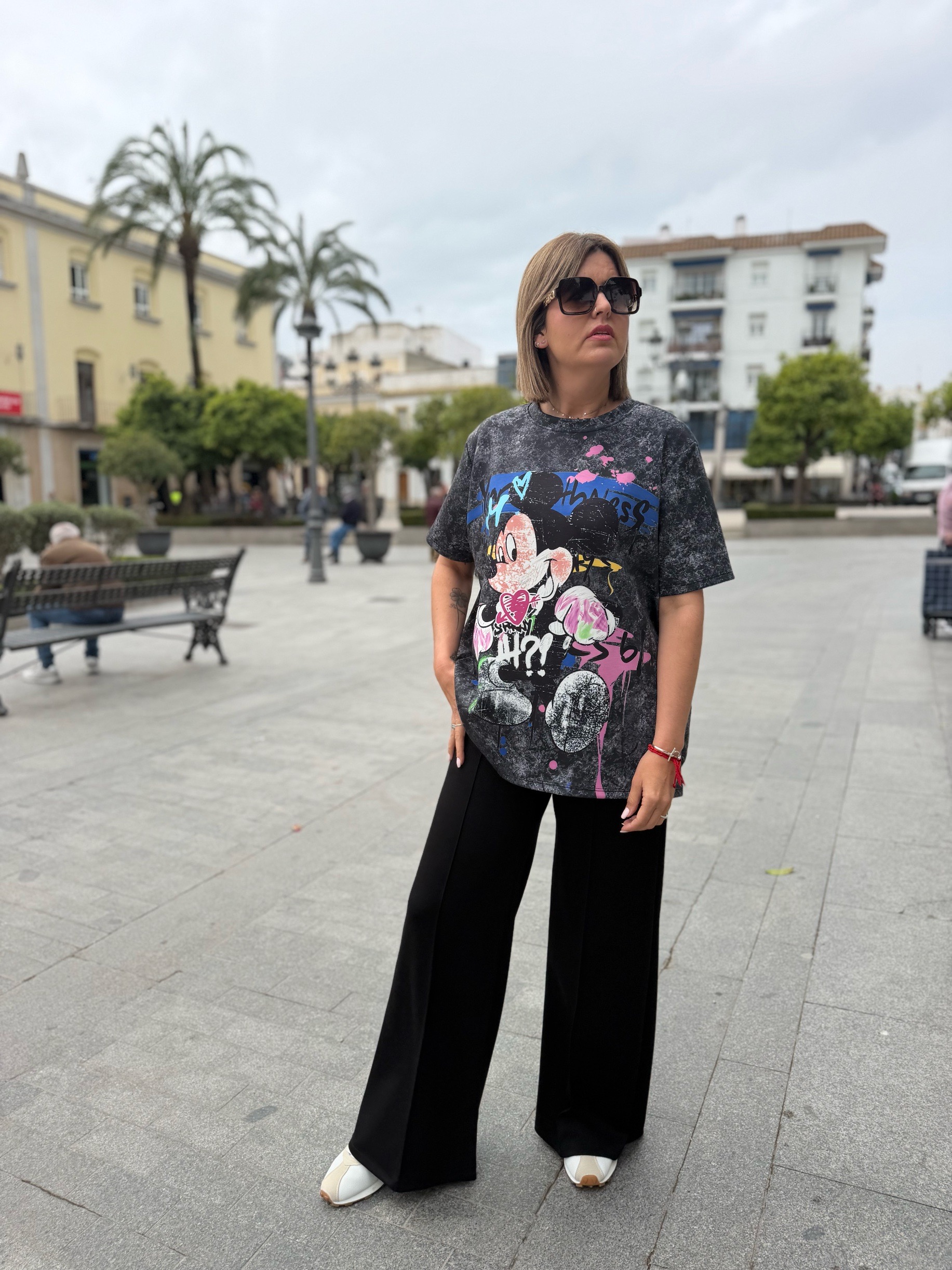 Maxi sudadera manga corta Mouse gris. - Imagen 3