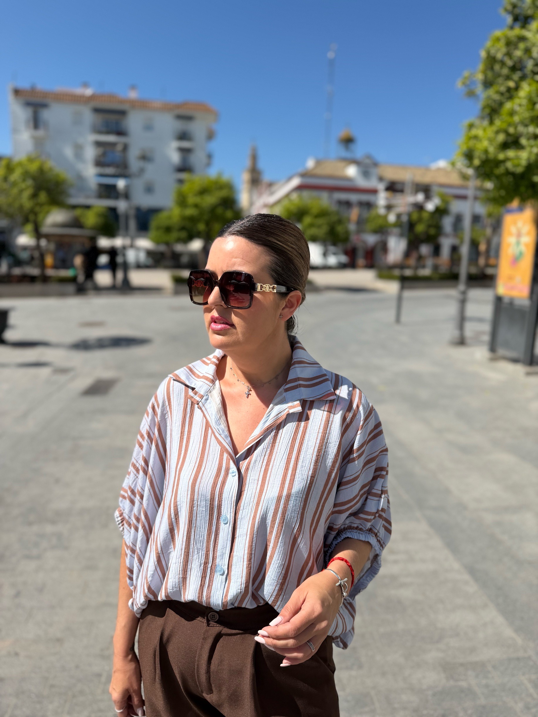 Camisa Martina celeste-marrón. - Imagen 2