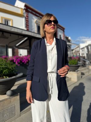 Blazer Florencia marino.