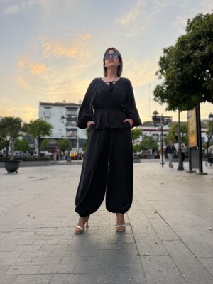 Conjunto Verona Chic negro.