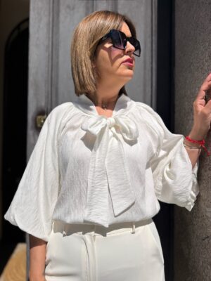 Camisa Venecia blanca.