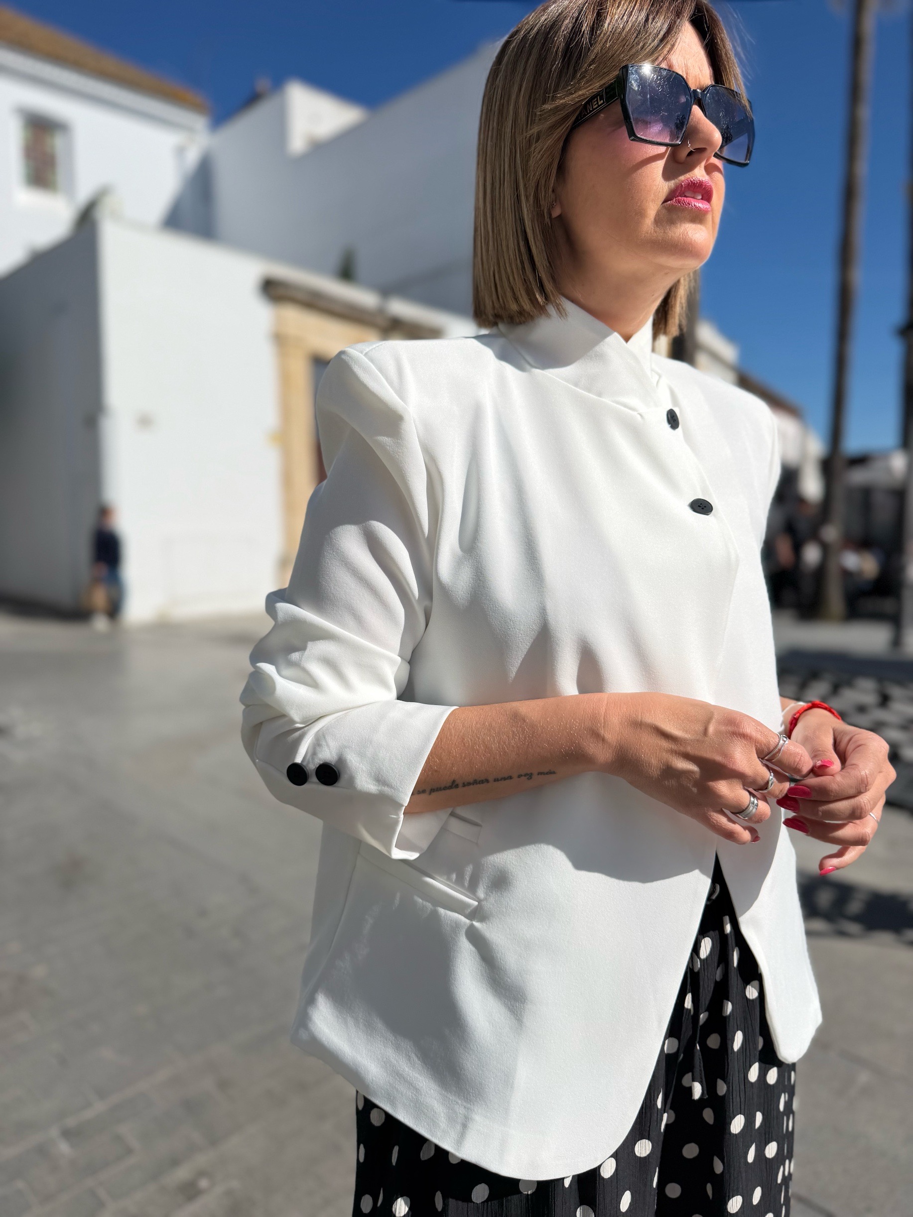 Blazer Milán doble botón blanca. - Imagen 2