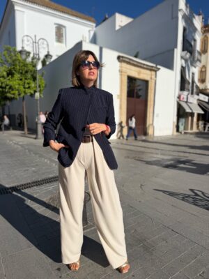 Pantalón Milán beige.