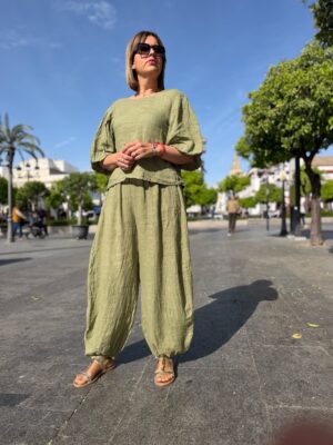 Conjunto lino Aura verde.