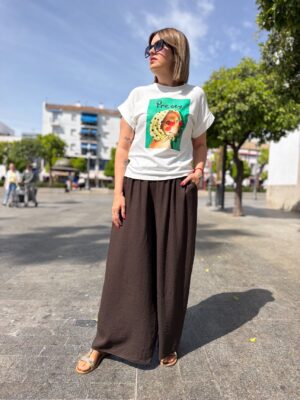 Pantalón recto fluido chocolate.