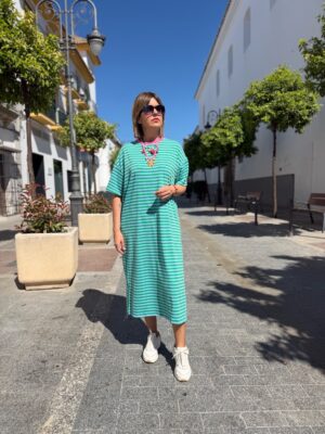 Vestido Capri relax verde-turquesa.