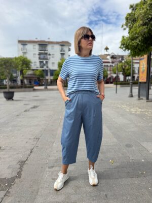 Pantalón relax fit blue.