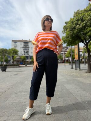 Pantalón relax fit marino.