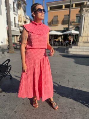 Conjunto bambula Fresh falda fucsia.