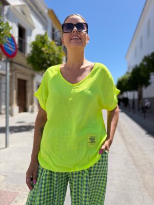 Camiseta Fresh flúor lima.