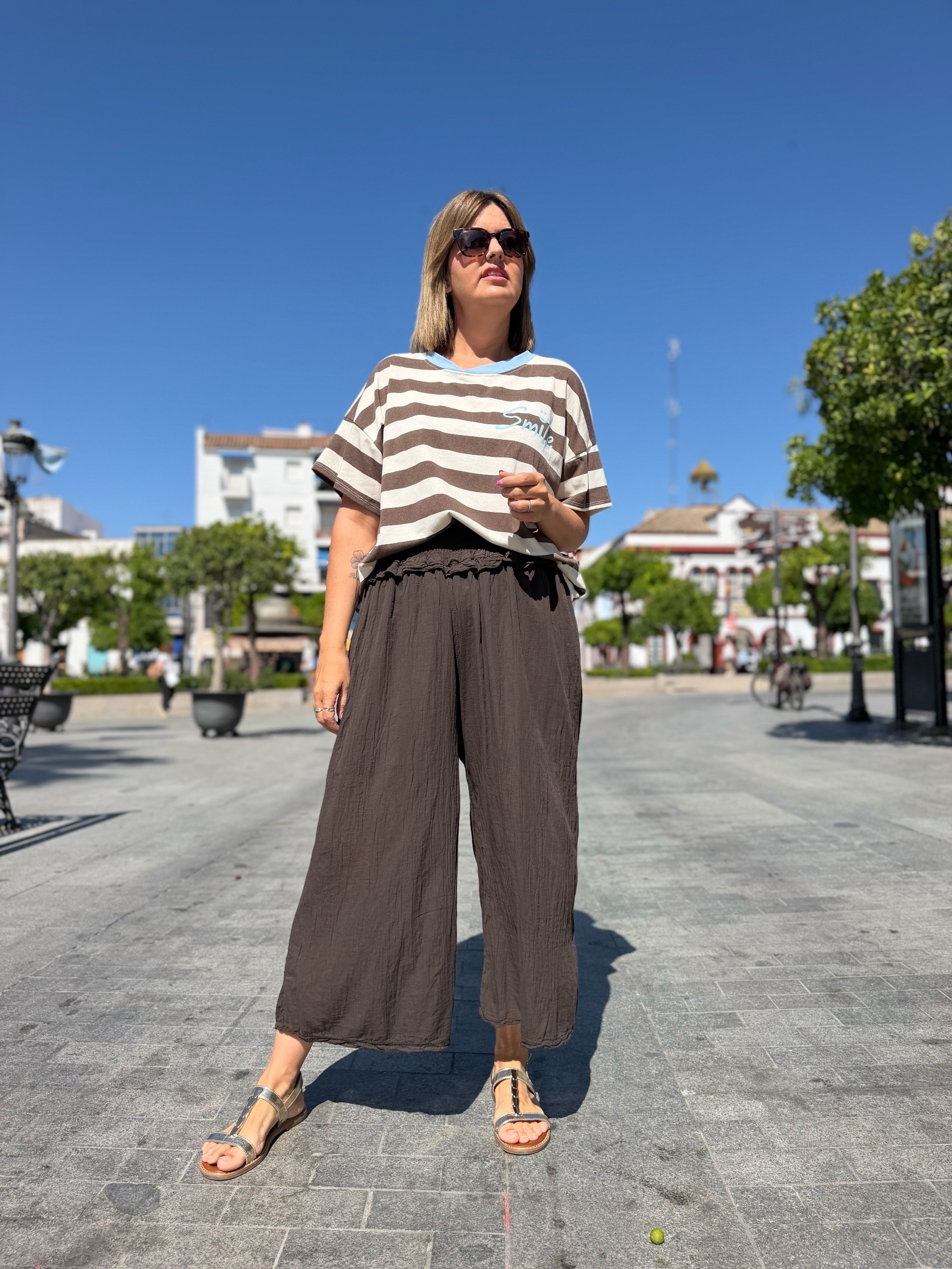 Pantalón Capri cinturilla ancha. - Imagen 4