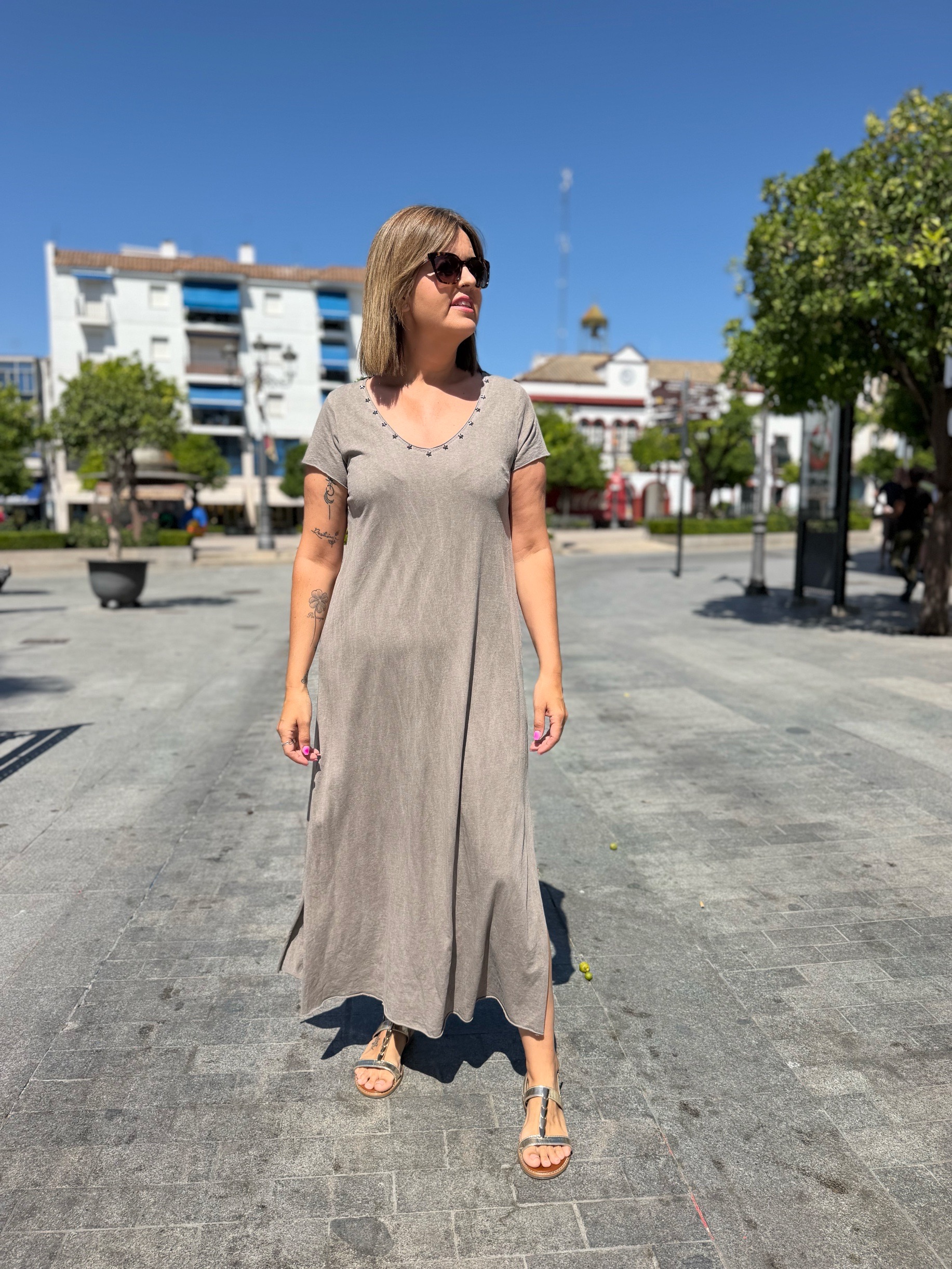 Vestido STARS algodón taupe.