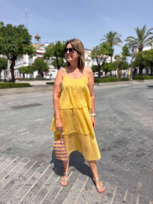 Vestido Chedey mostaza.
