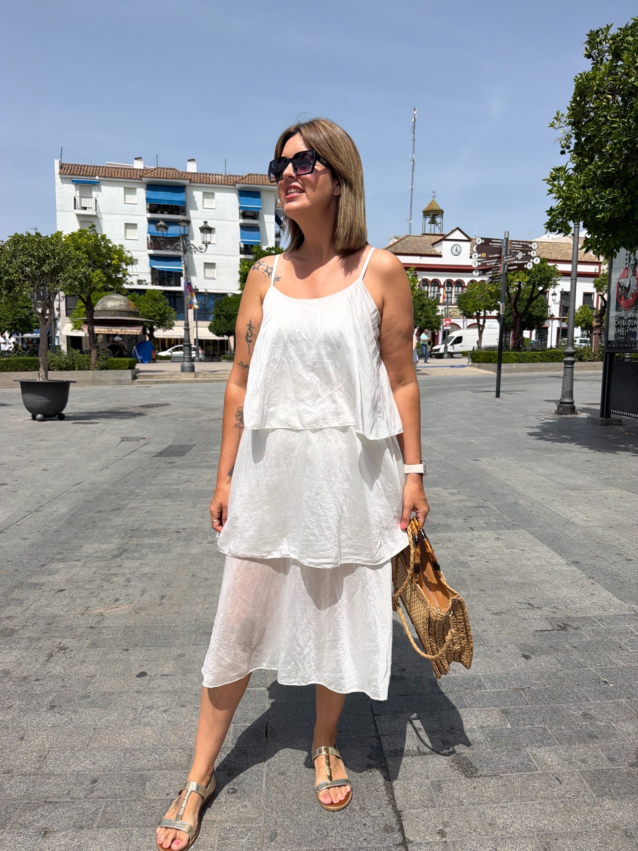Vestido Chedey beige. - Imagen 2