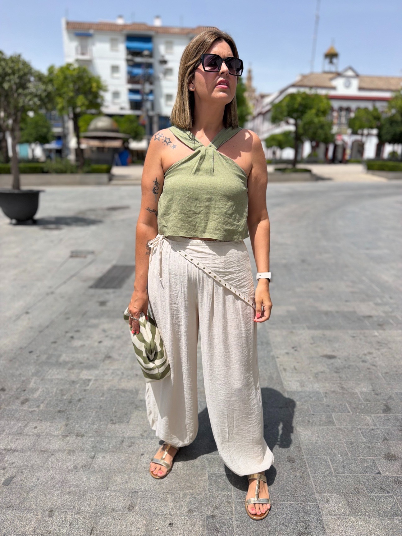 Pantalón balón pañuelo tachuelas beige. - Imagen 5