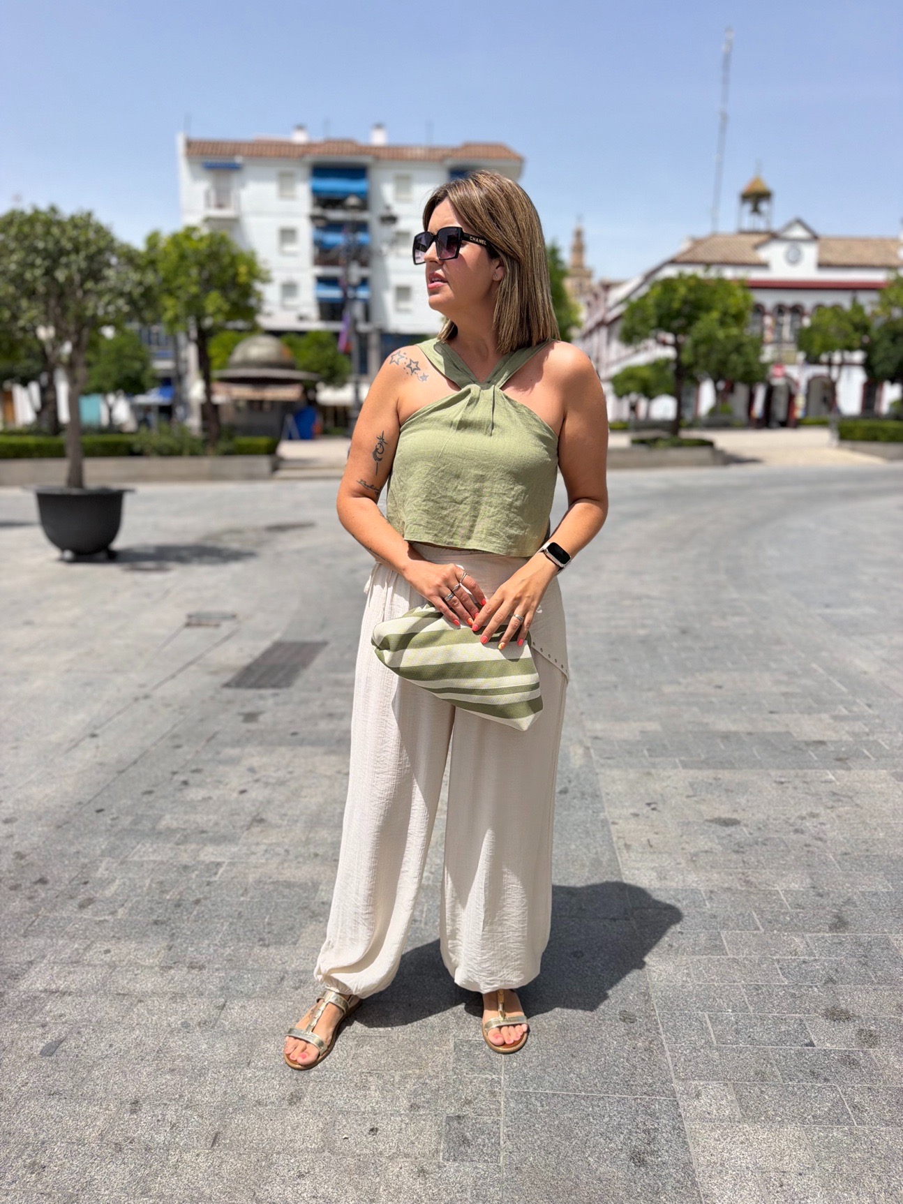Pantalón balón pañuelo tachuelas beige. - Imagen 4