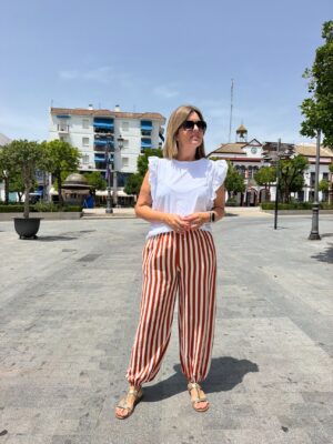 Pantalón balón rayas beige-teja.