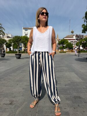 Pantalón Venecia blanco-marino.