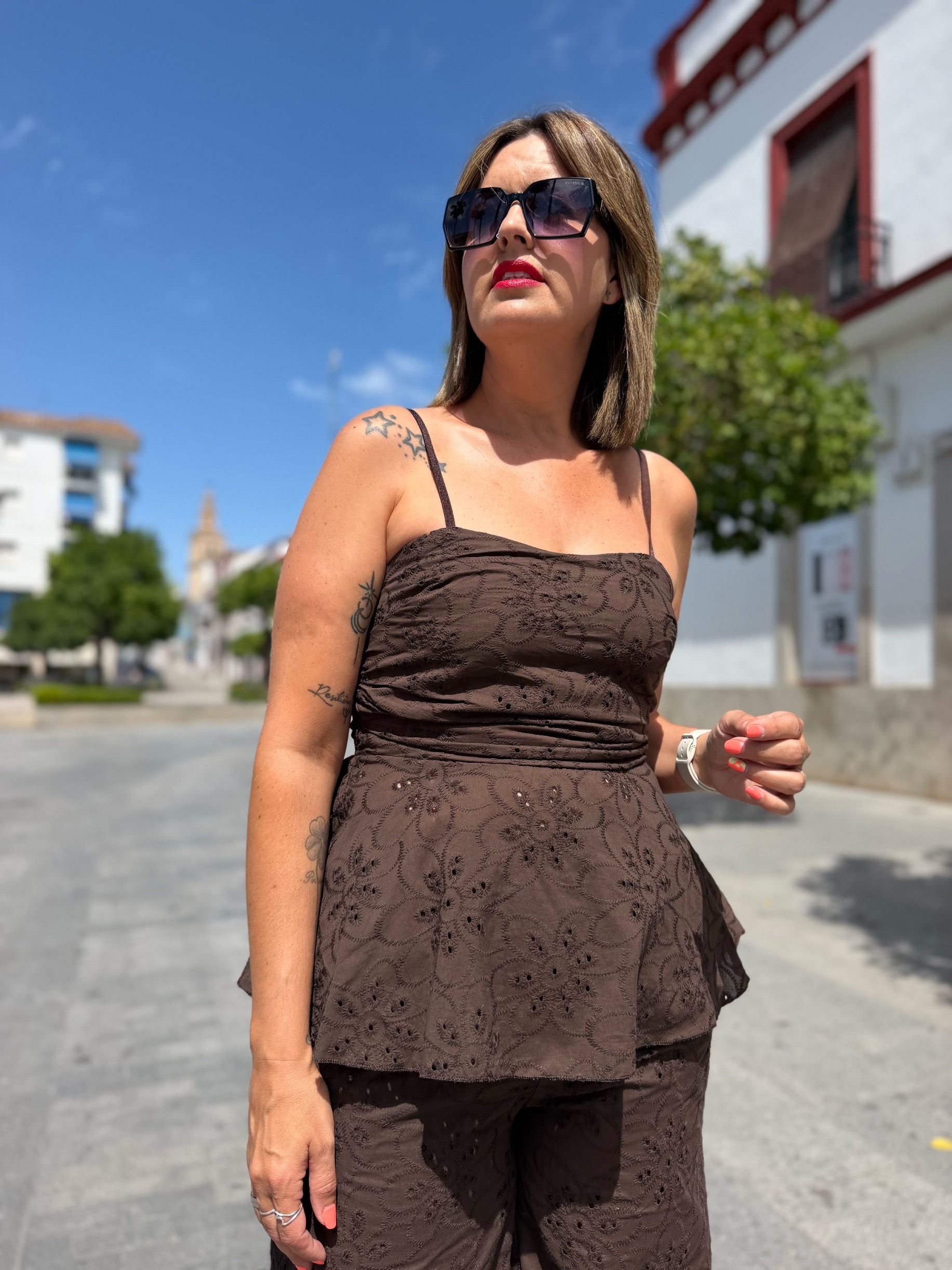 Conjunto Leila chocolate. - Imagen 2