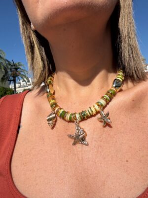 Collar triple Conchita.