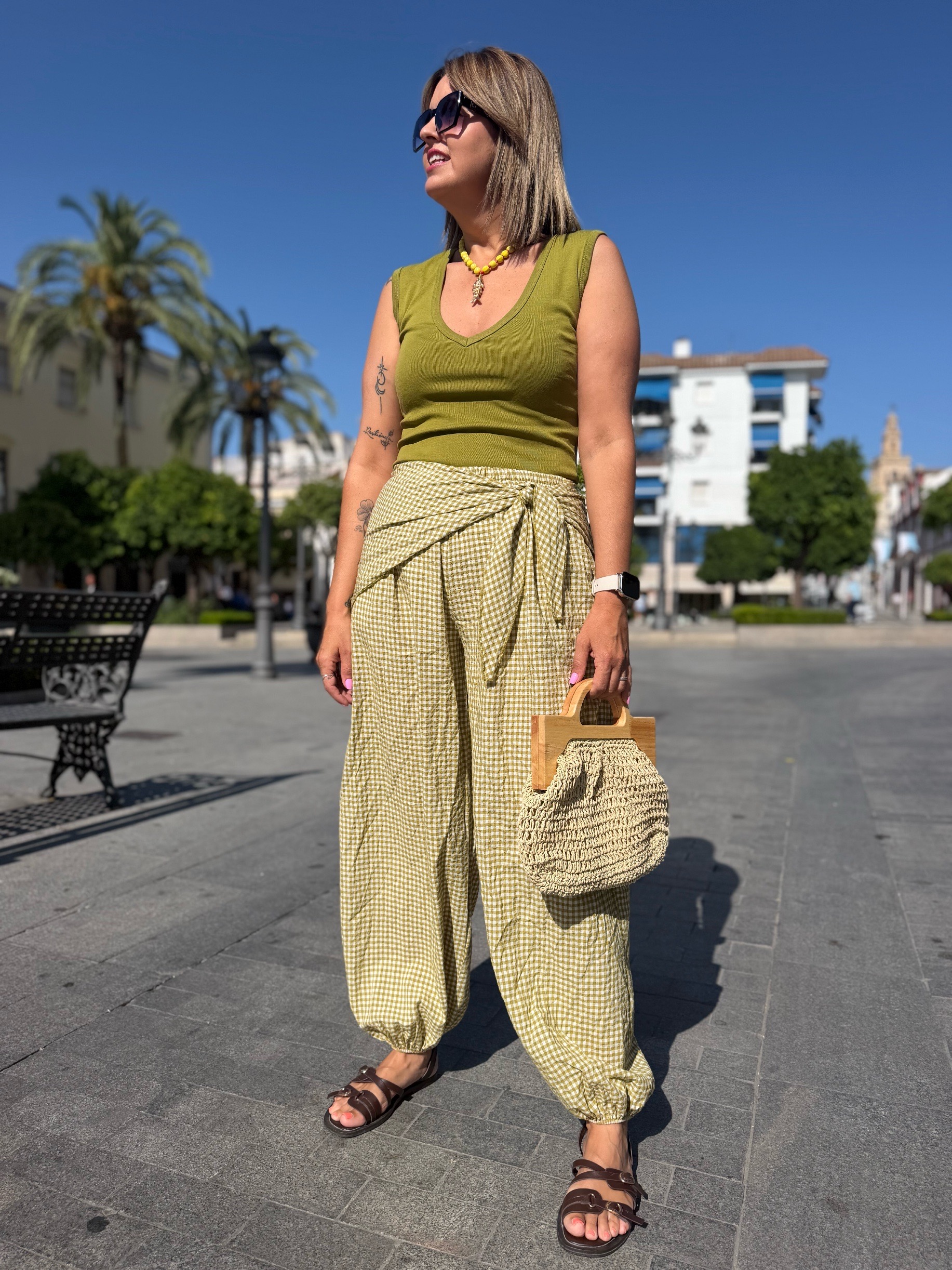 Pantalón balón vivhy trend verde. - Imagen 4