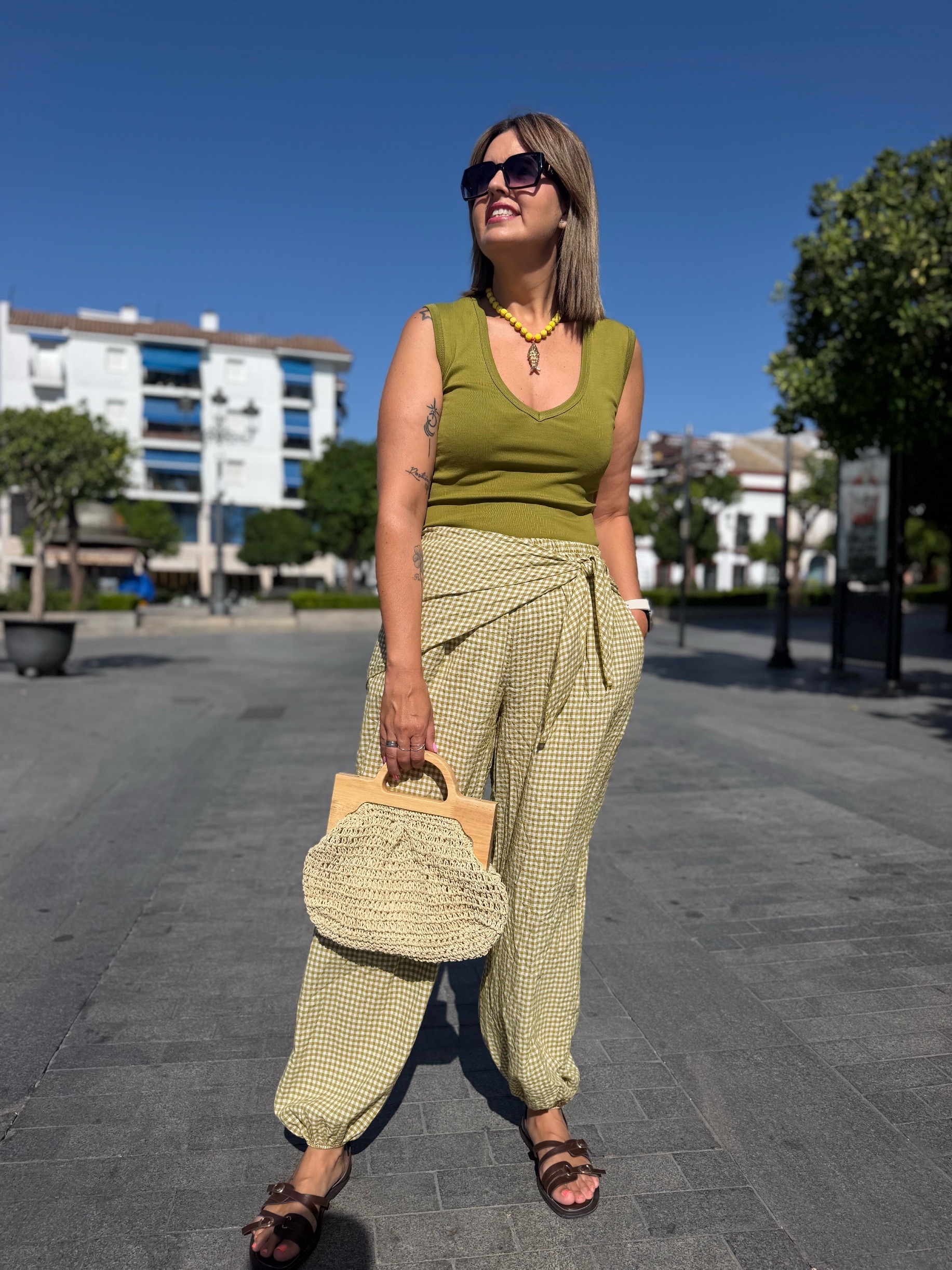 Pantalón balón vivhy trend verde. - Imagen 3