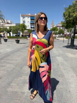 Vestido Tropical negro marino.