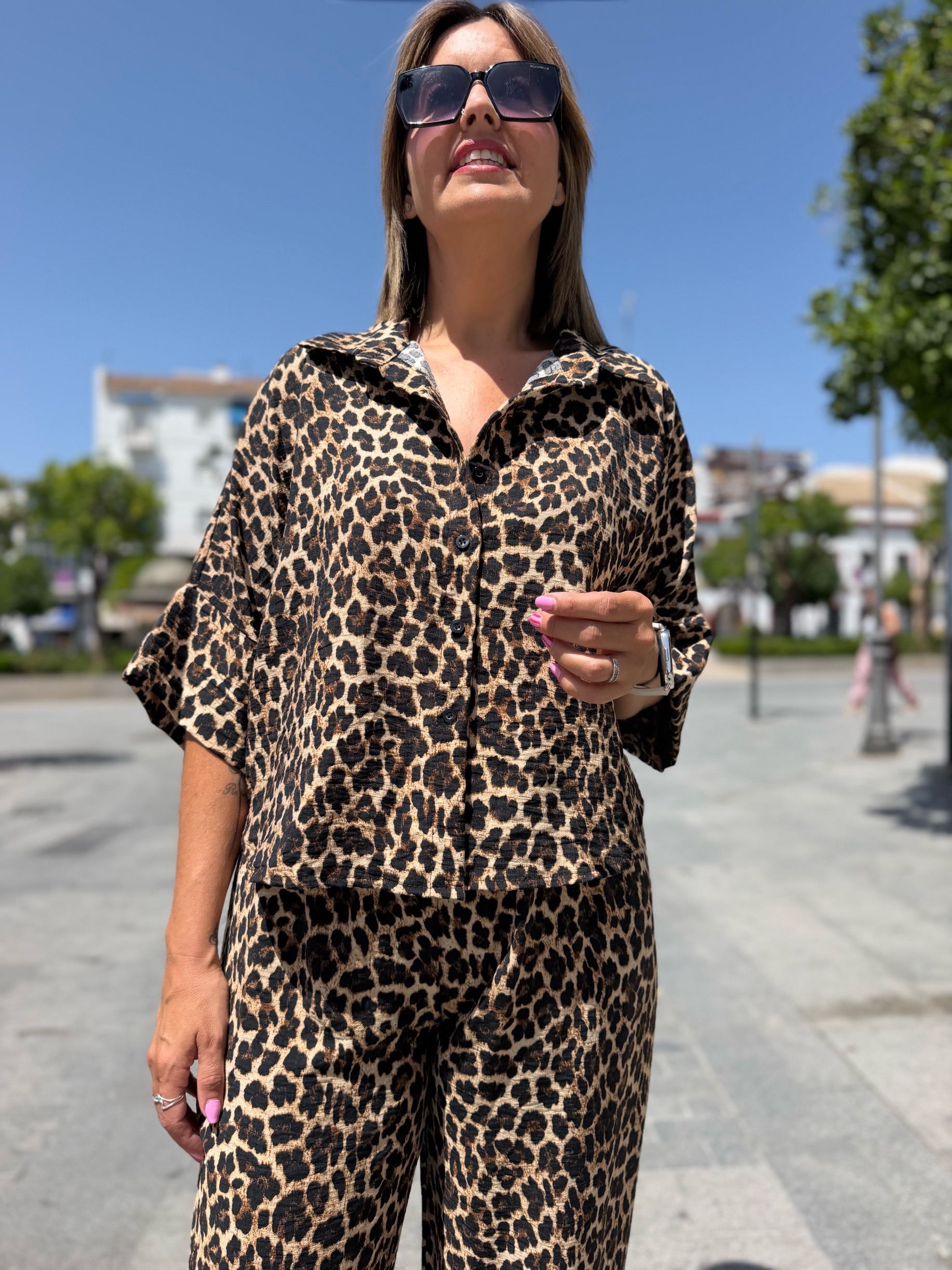 Conjunto camisa y panralón recto animal prin leopardo II