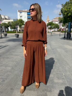 Conjunto Zahara teja.