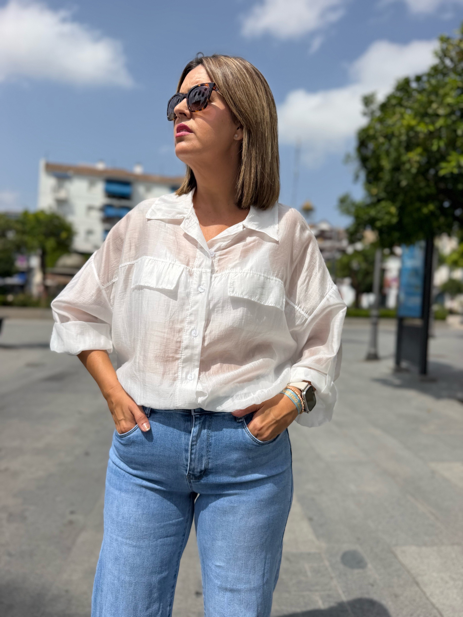 Camisa bomber blanca. - Imagen 2