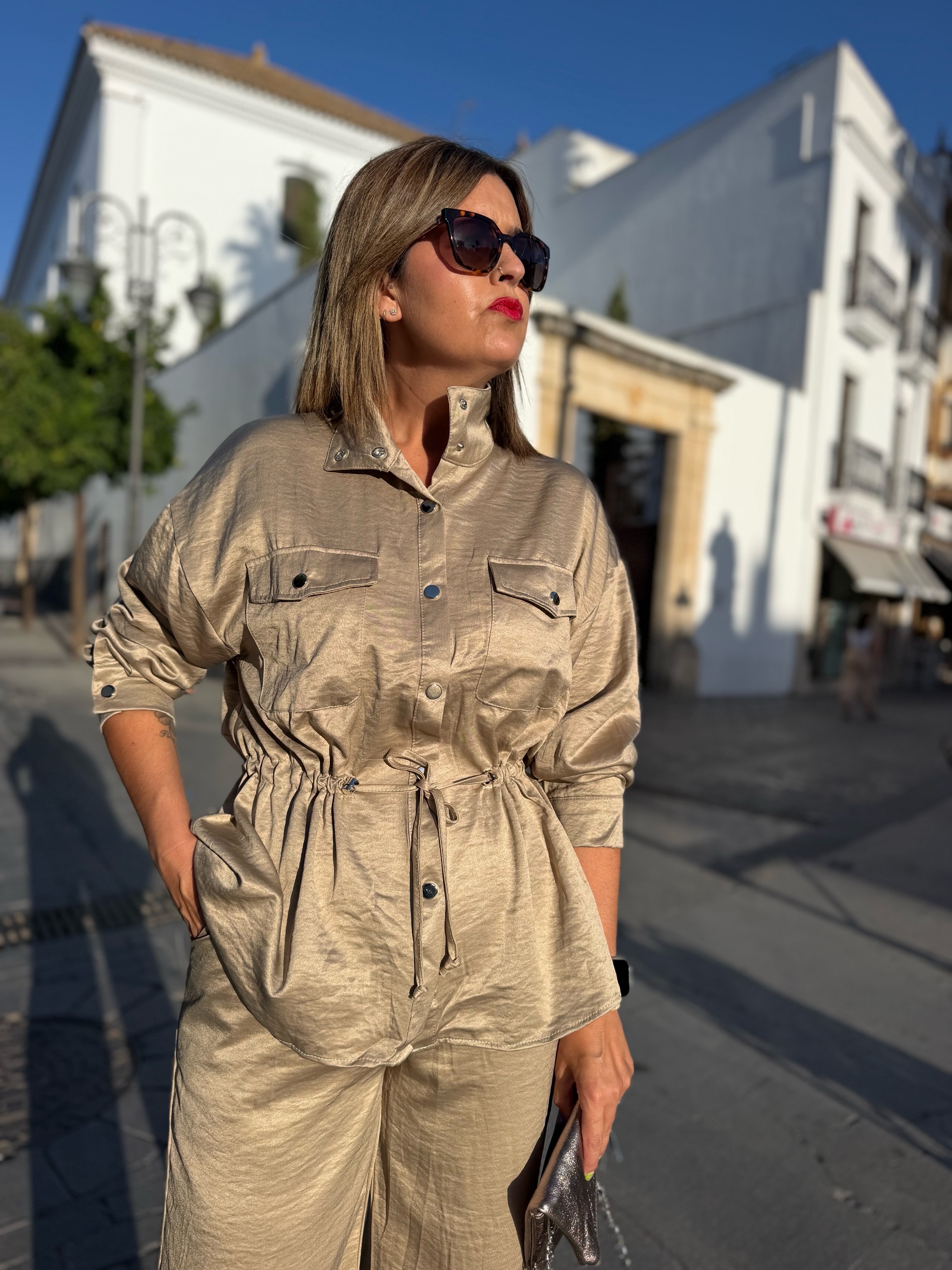 Conjunto Tuki Tuki beige. - Imagen 2
