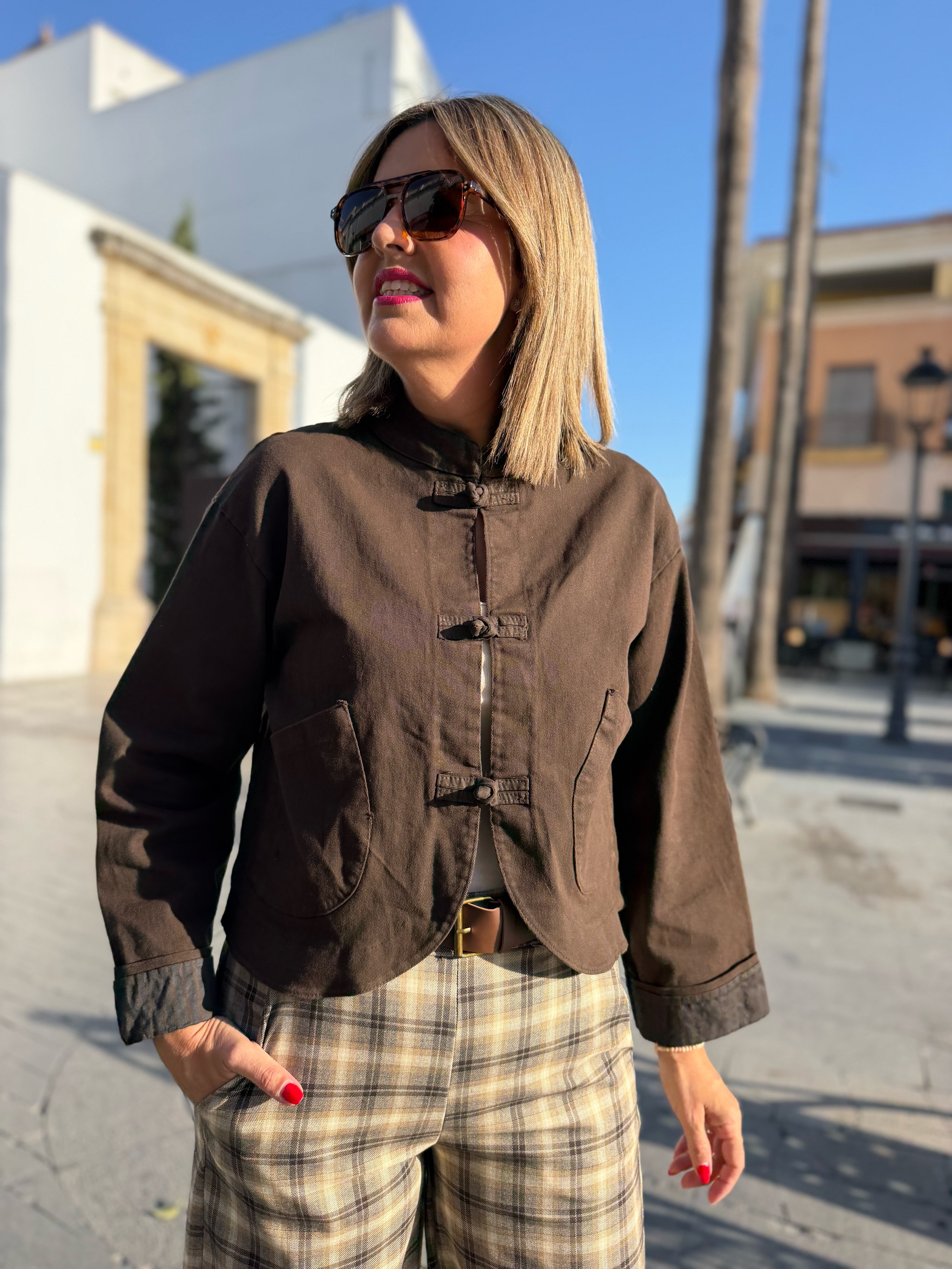 Chaqueta Nara chocolate. - Imagen 2