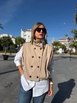 Chaleco Street beige.