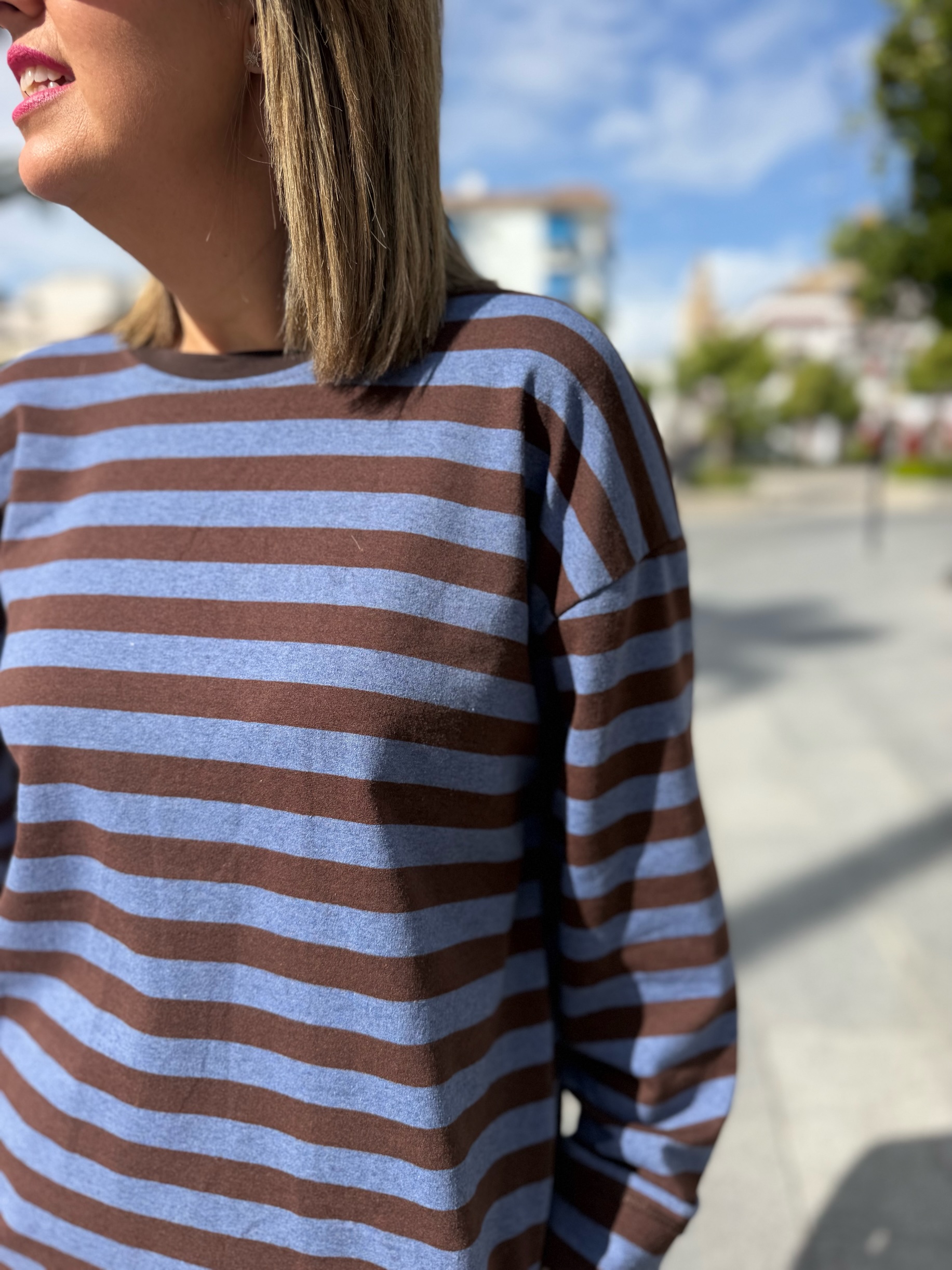 Sudadera Boston celeste chocolate. - Imagen 2