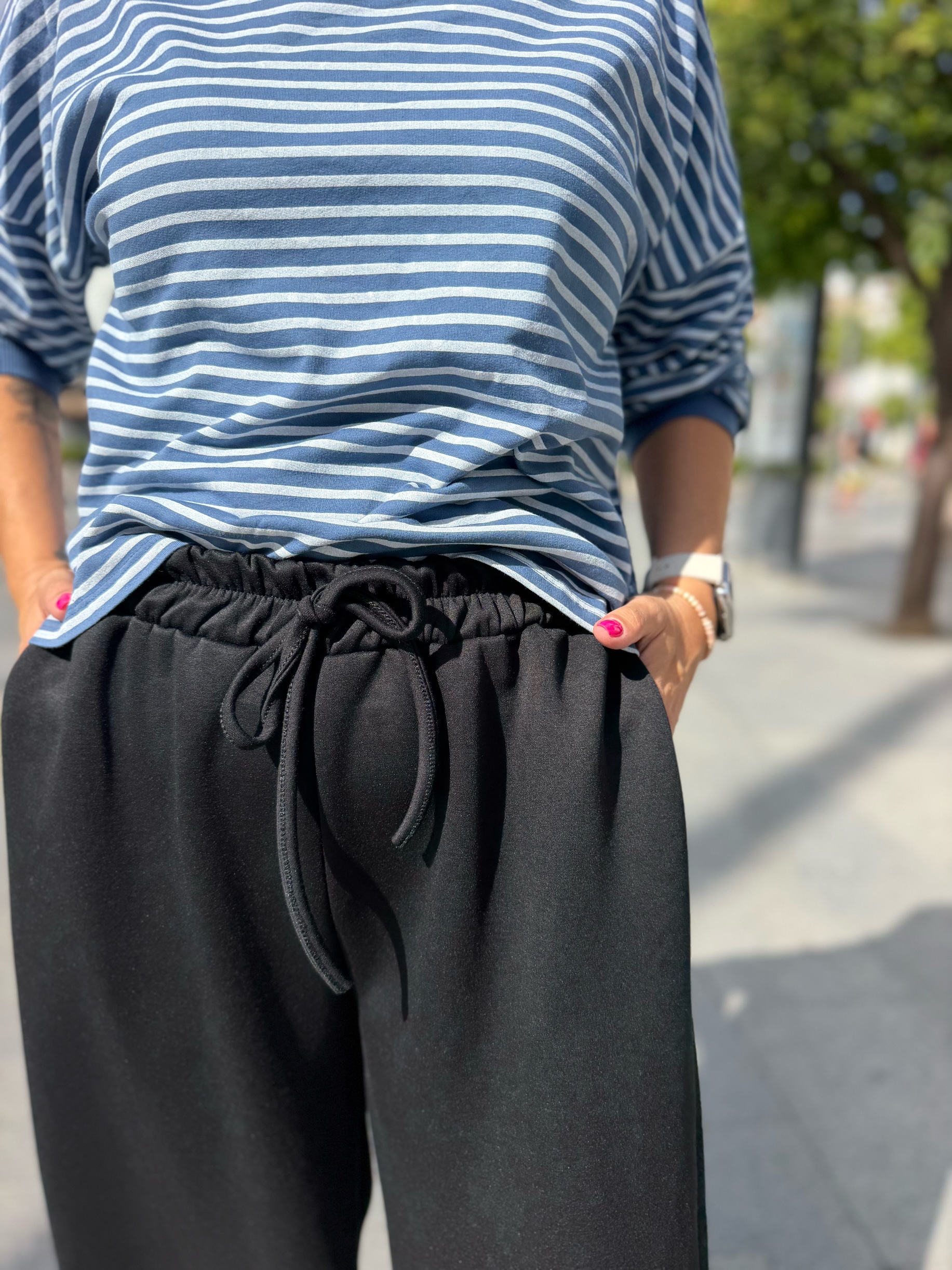 Pantalón balon capa de aire negro. - Imagen 2